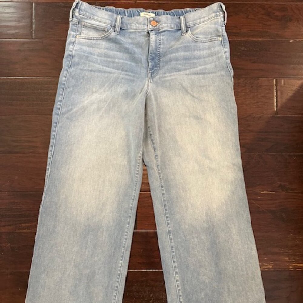 UpWest Wide Leg Jeans- NWT (Size XL)